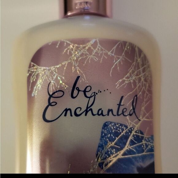 NEW 8oz BE ENCHANTED Hard To Find Bath & Body Works shea lotion - Picture 4 of 6